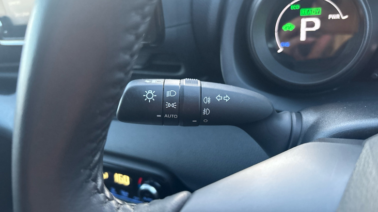 Toyota Yaris 1.5 Hybrid Design 5dr CVT Hybrid Hatchback